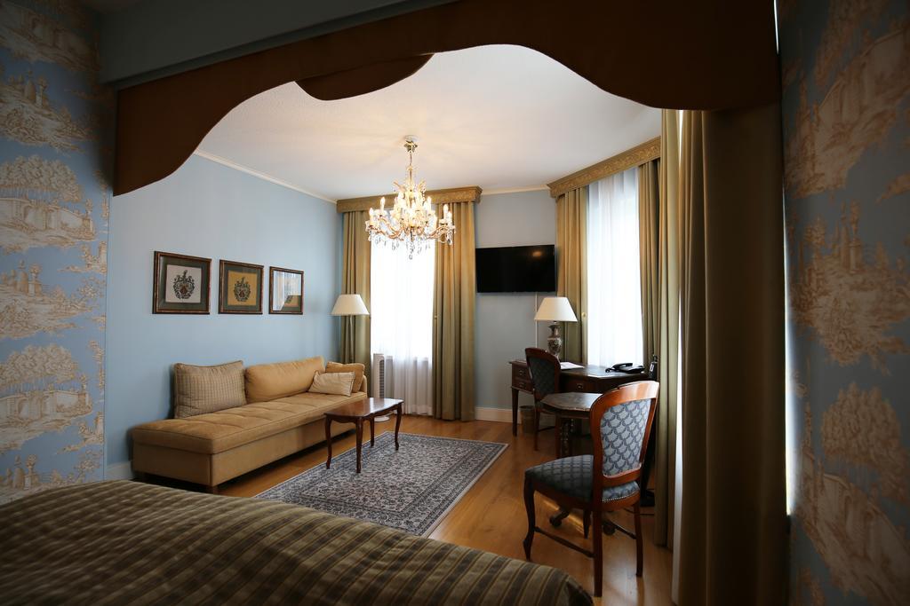 Boutique Hotel Yoepuu Jyväskylä Buitenkant foto