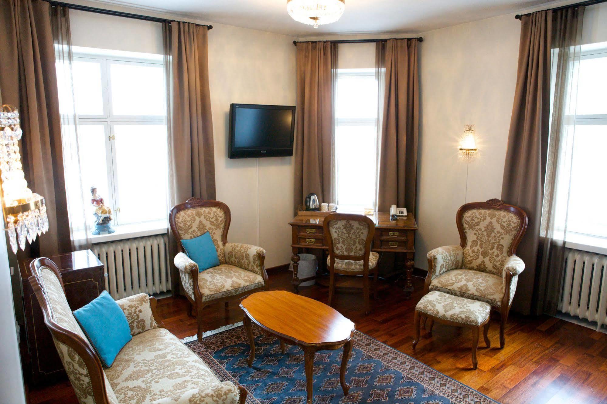 Boutique Hotel Yoepuu Jyväskylä Buitenkant foto