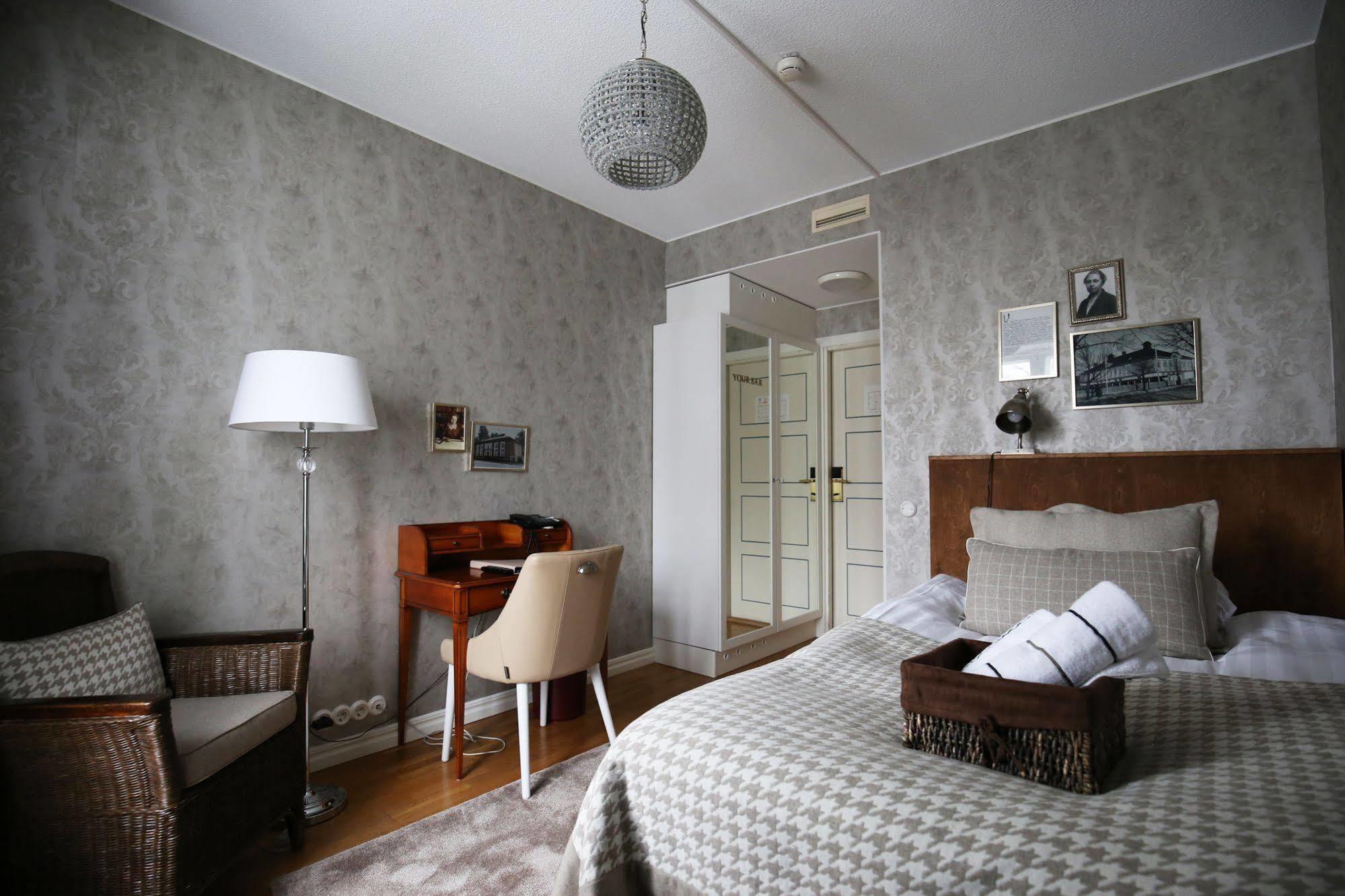 Boutique Hotel Yoepuu Jyväskylä Buitenkant foto